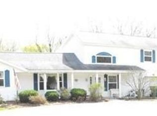 8318 Edgewood Rd, Mentor, OH 44060