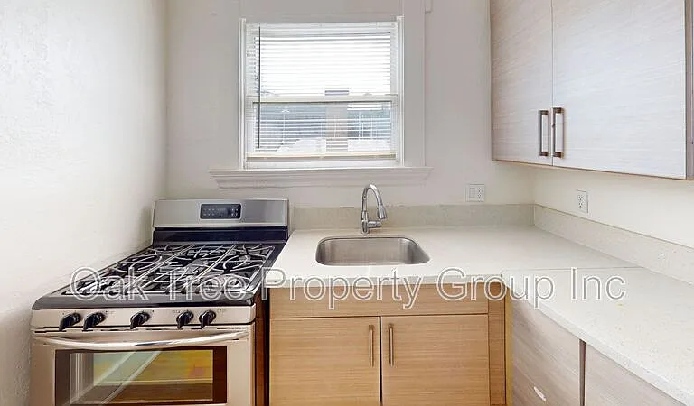 3252 Martin Luther King Jr Way — Photo 7