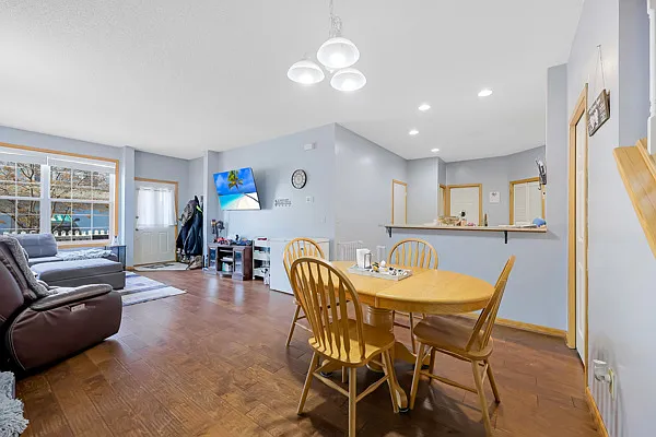 1884 Bluestem Lane — Photo 3
