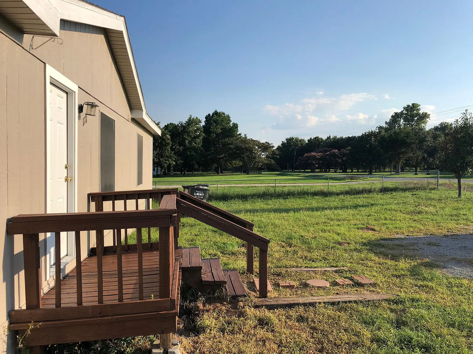 3 bed, 1330 sqft, $1,295 — Photo 2