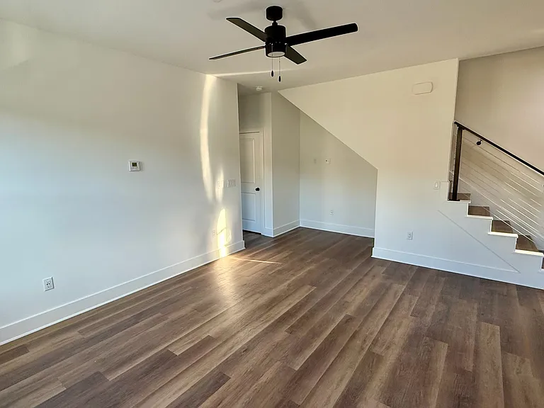 3125 W Tulsa St — Photo 7