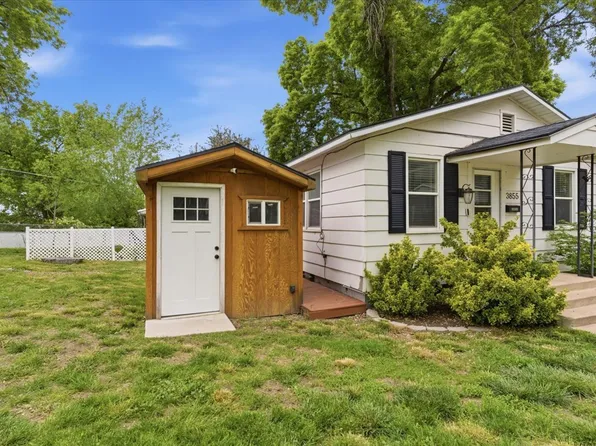 3855 Grandview Dr, Ogden, UT 84403