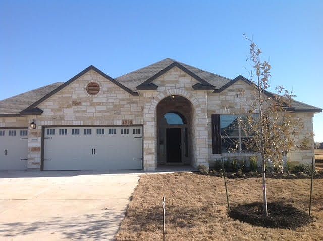 1st image of 908 Wessex Dr