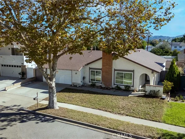 2430 N Greensward St, Simi Valley, CA 93065