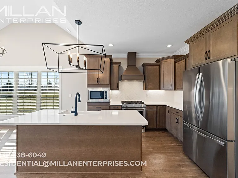 1069 Veridian Dr #Drive;-unit B — Photo 11