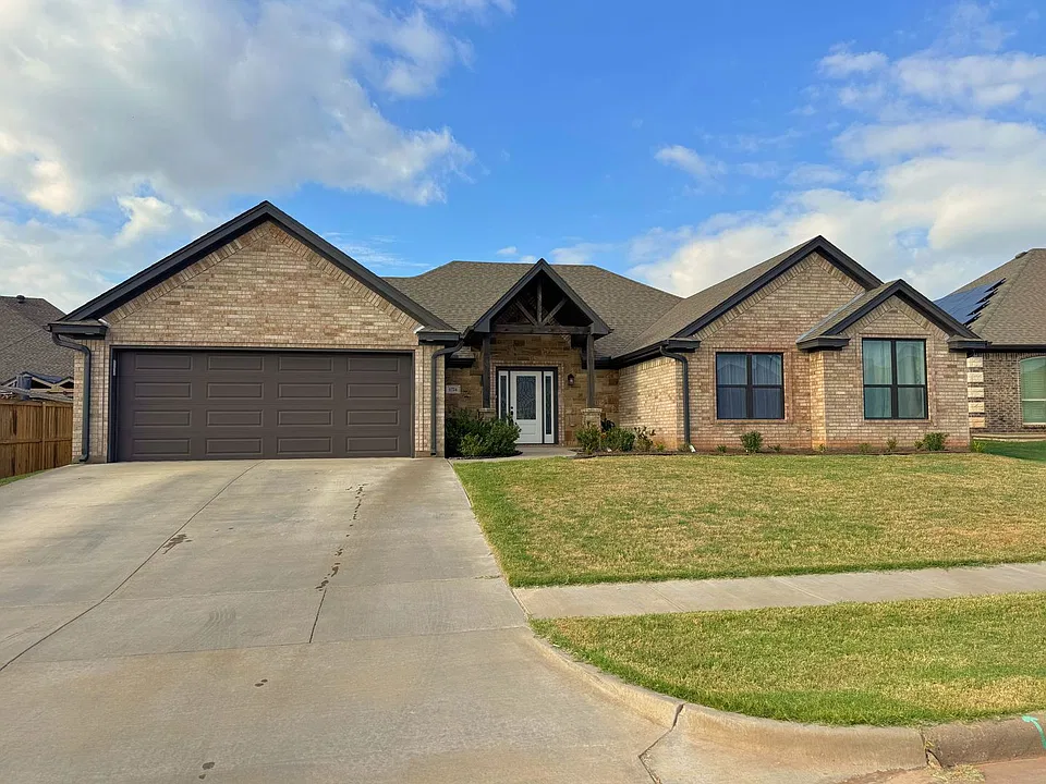 1724 Shoal Creek Dr