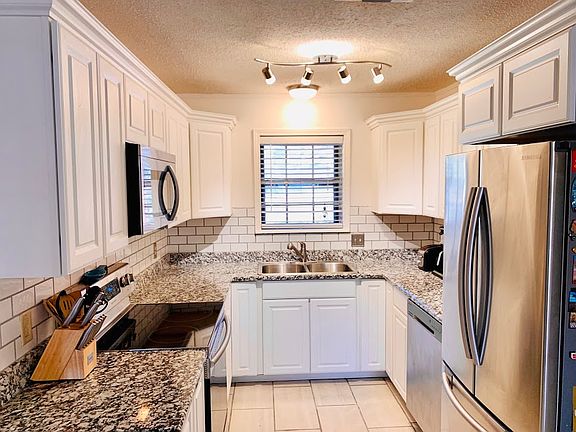 2nd image of 294 Glenna Dr