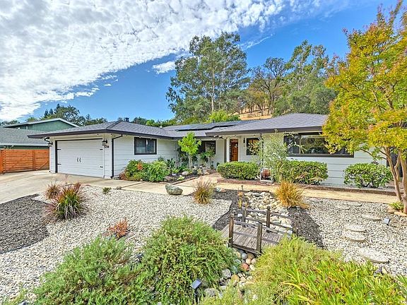 3rd image of 5230 Whitney Boulevard