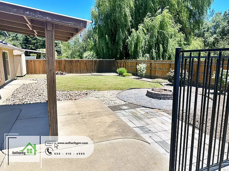 2709 Citrine Ave — Photo 22