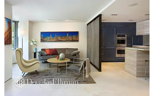 Sold by Douglas Elliman | media 22