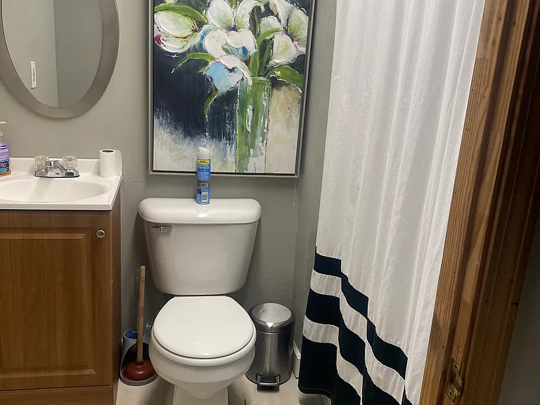 66 Farrell St — Photo 8