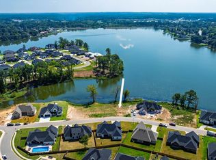 6035 Majestic Waters Dr, Benton, AR 72019