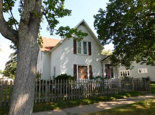 606 W 2nd St, Merrill, WI 54452