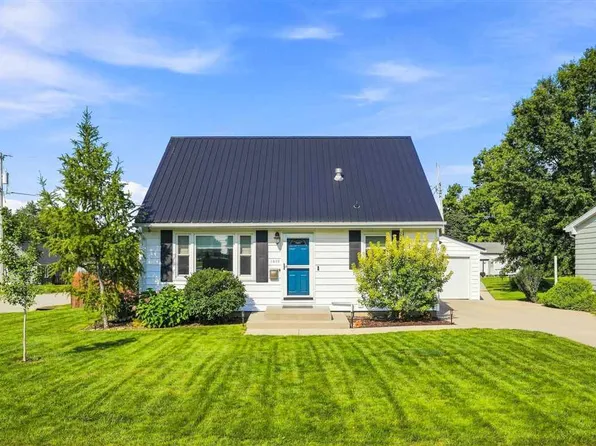 1410 25th St, Marion, IA 52302