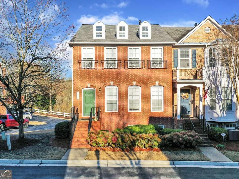 1st image of 1813 Dunrobin Dr SE #34