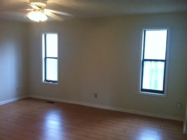 74 Hartley Woods Dr NE — Photo 2