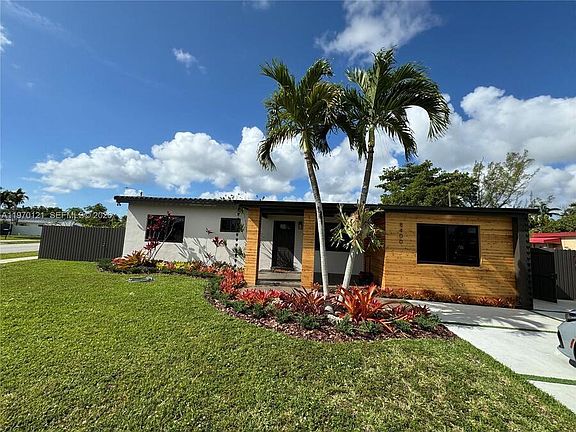 2nd image of 8400 SW 46th St