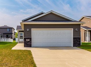 1013 Eaglewood Ave W, West Fargo, ND 58078