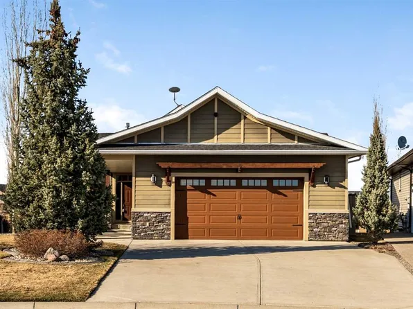 33 S Wyndham Park Way, Carseland, AB T0J 0M0