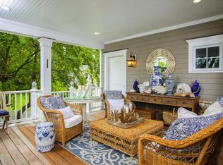 30 Heusted Dr, Old Greenwich, CT 06870