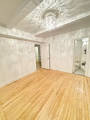 Rented by YKLL LLC | media 65