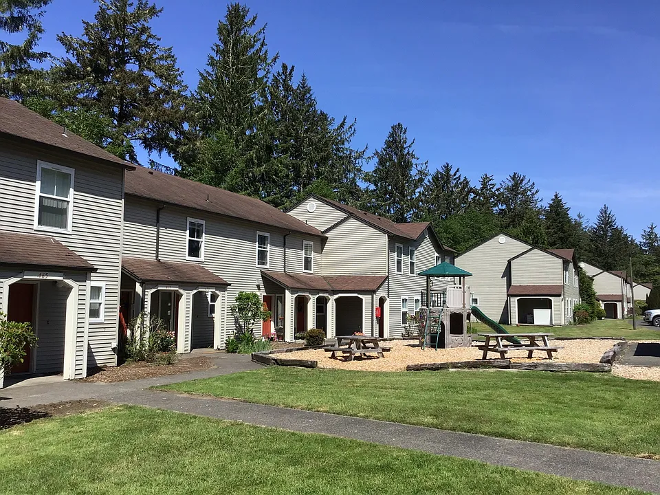 Parkview Commons Apartments
