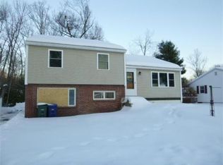 127 Smith St, Leominster, MA 01453
