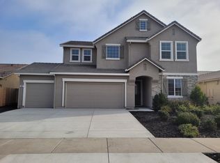 484 Daffodil Dr, Merced, CA 95341