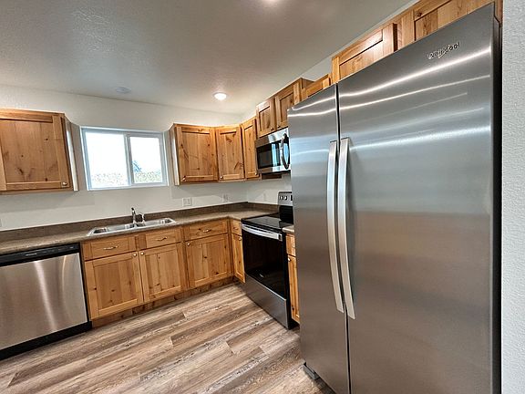 4th image of 595 Creek Hollow Way