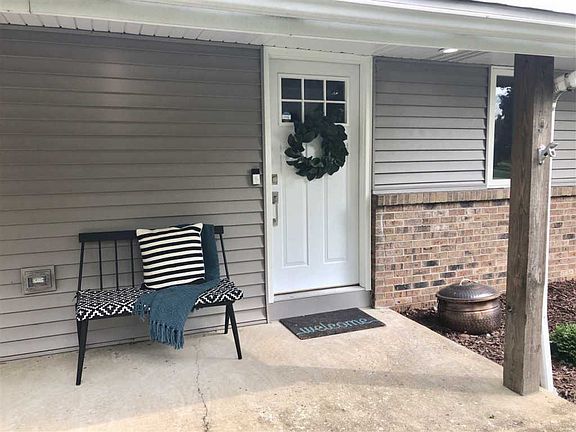 3rd image of 1634 Arnold Ave