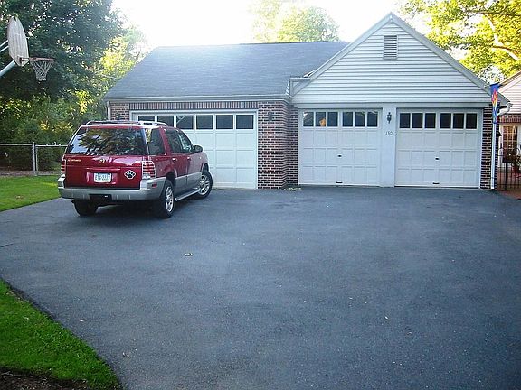 Oversize 3  Car garage