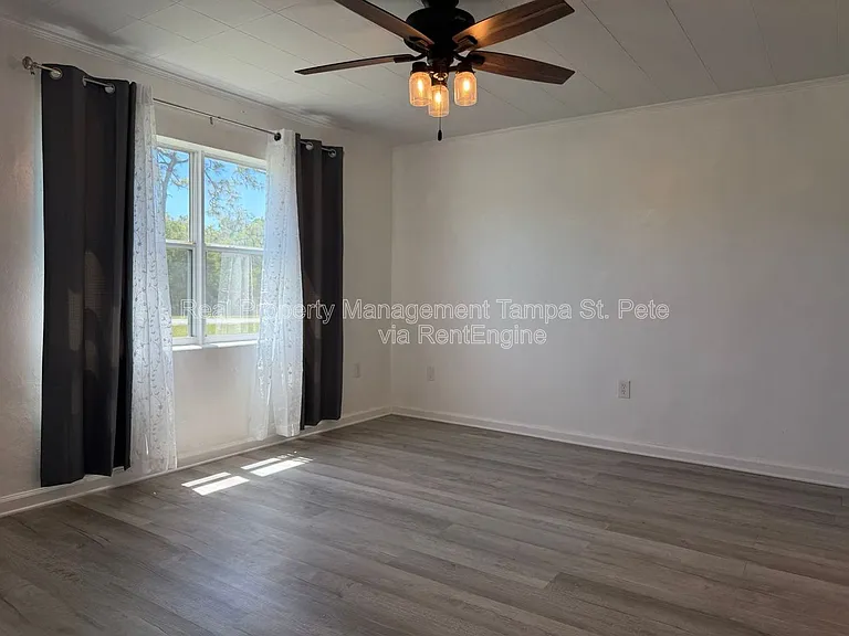 6900 Miami Dr #1 — Photo 4