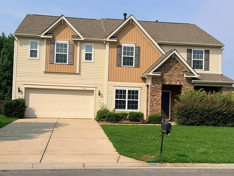 1263 Tranquil Falls Ln — Photo 1
