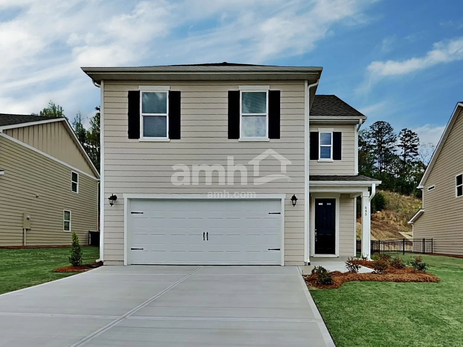 4 bed, 2.5 bath, 2098 sqft, $2,490 — Photo 1