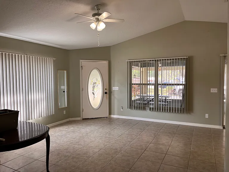 3420 NE 57th Ave — Photo 10