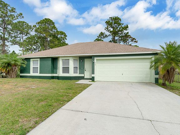 3rd image of 915 Sarasota Dr SE