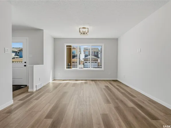 3156 Green Turtle ROAD, Regina, SK S4V 4C5