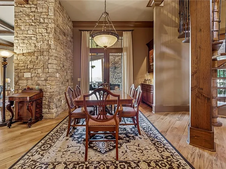 6407 Grand Marina Cir — Photo 42