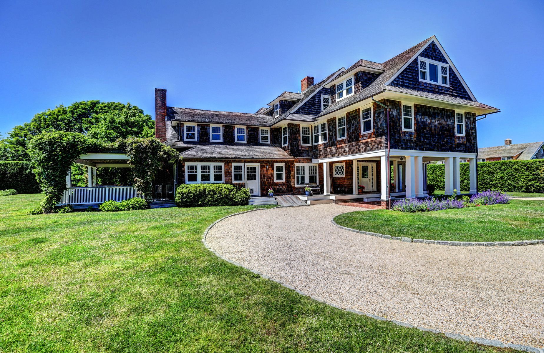 16 Drew Ln, East Hampton, NY 11937 Out East