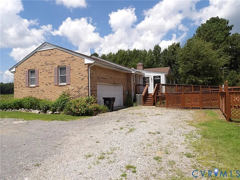 3813 Johnson Rd — Photo 7