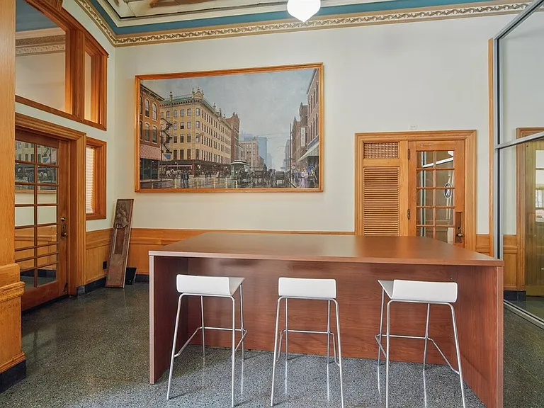 Building's Lounge