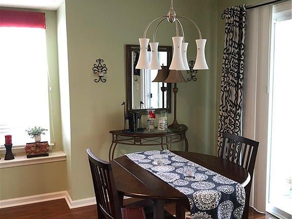 4th image of 4308 Briarbush Ln