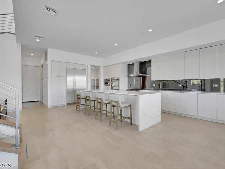 66 Lakefront Dr — Photo 14