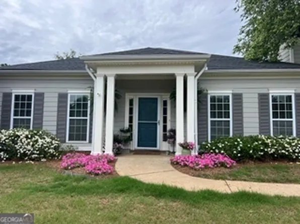 129 Copper Creek Dr, Lagrange, GA 30240