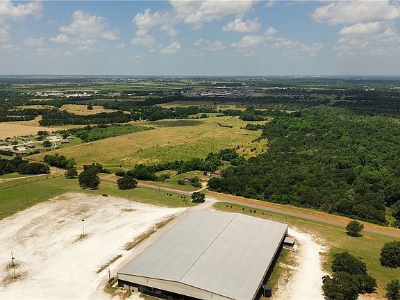 2nd image of 1245 Fm Rd