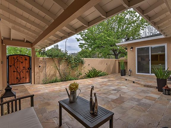 5th image of 3444 Woodstock Ln