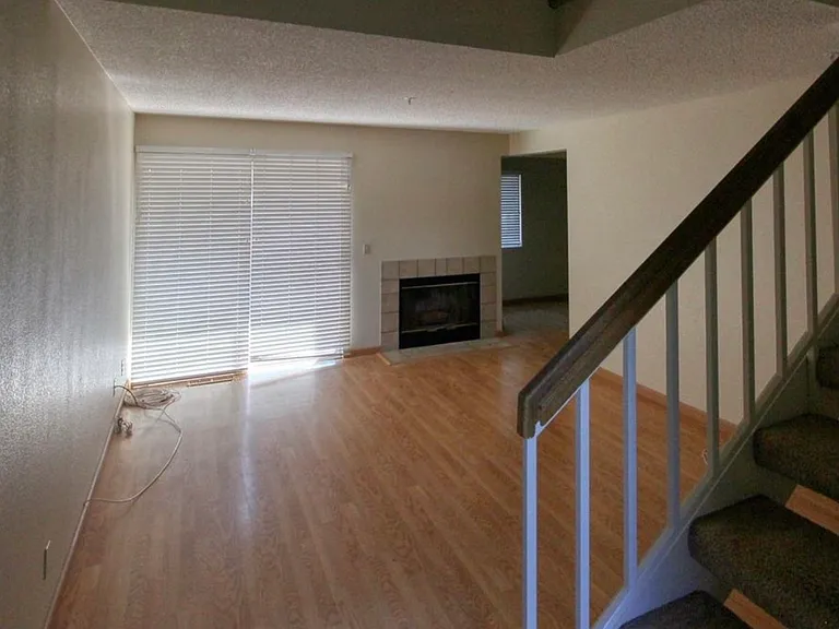 21 Regents Cir — Photo 7