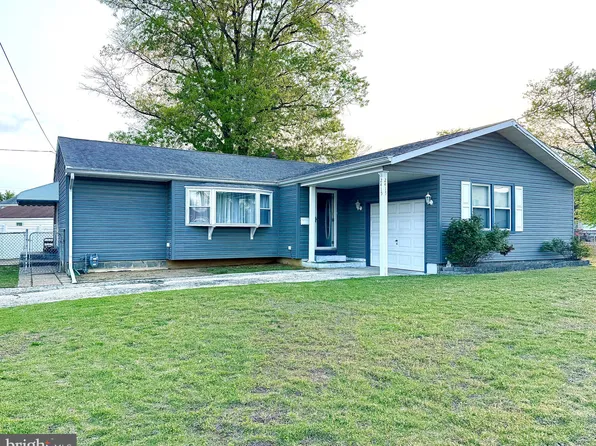 2415 Brandeis Ave, Cinnaminson, NJ 08077