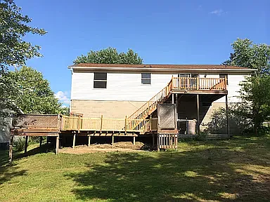 6090 Spires Dr — Photo 2
