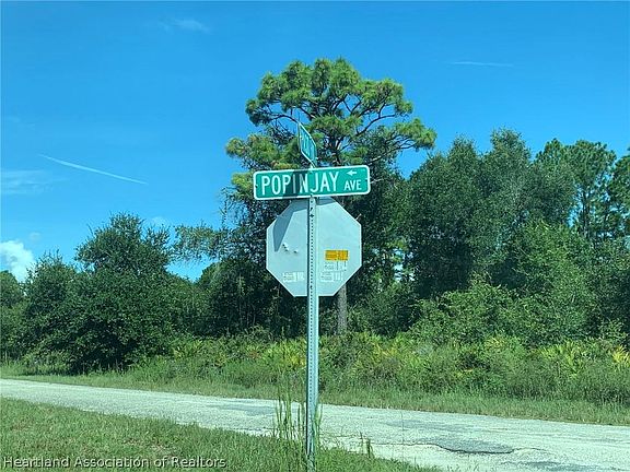 3rd image of 3355 Popinjay Ave